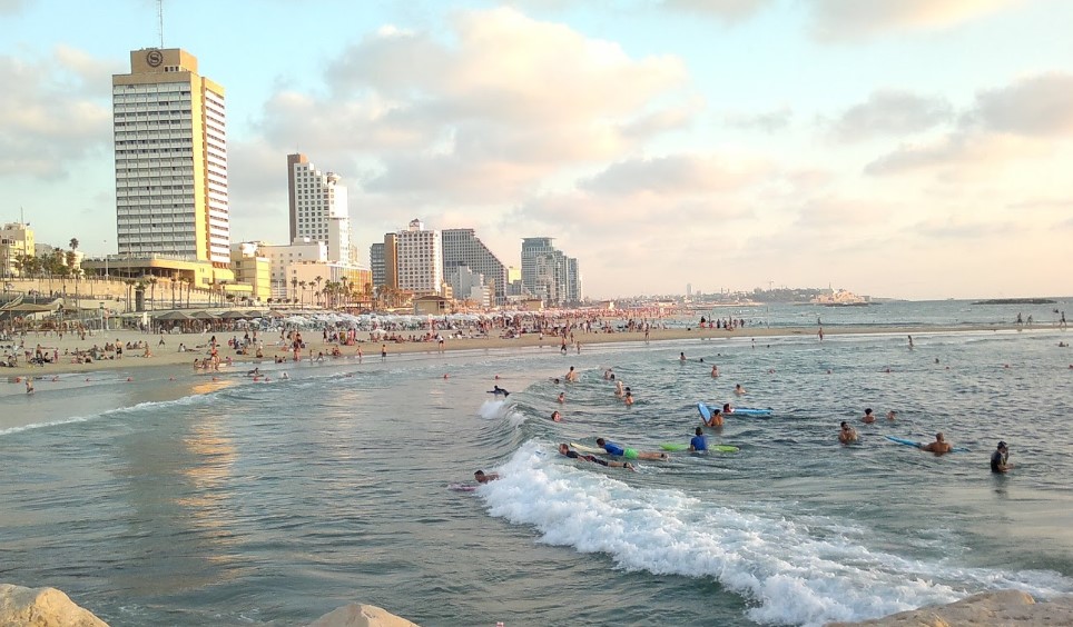 Пляж Гордон в Тель-Авиве
